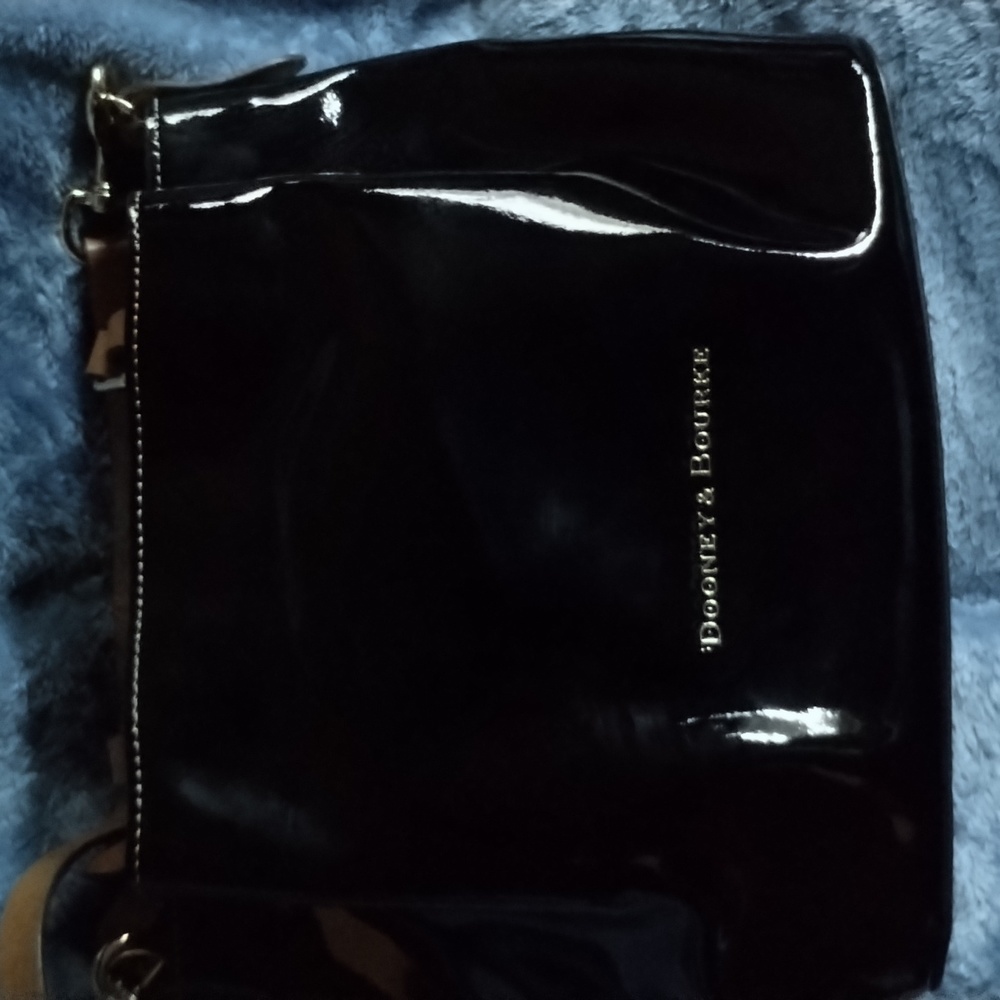 Amazing Like New Patent Leather Purse